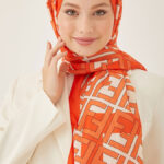 F Desen Turuncu Krep Şal