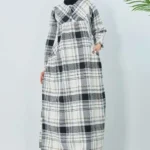 Önden Düğmeli Yaka Ve Cep Detaylı Ekose Elbise