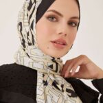 F Desen Krep Şal-Kremsi Siyah