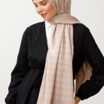 Kazayağı Desen Parlak Jakar Şal Bej