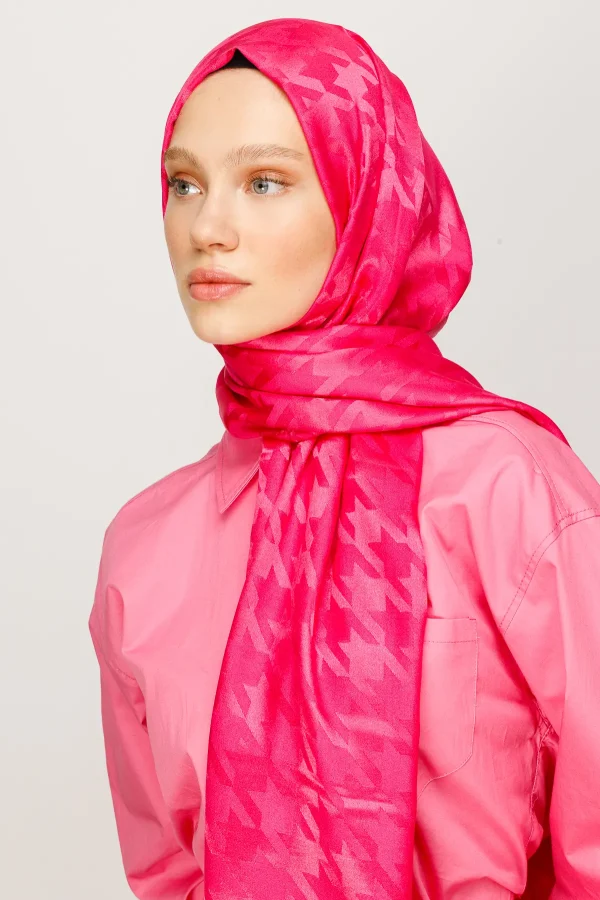 Kazayağı Desen Parlak Jakar Şal Fuşya